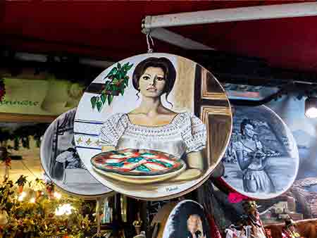 Downtown Naples and the tambourines with Sophia Loren